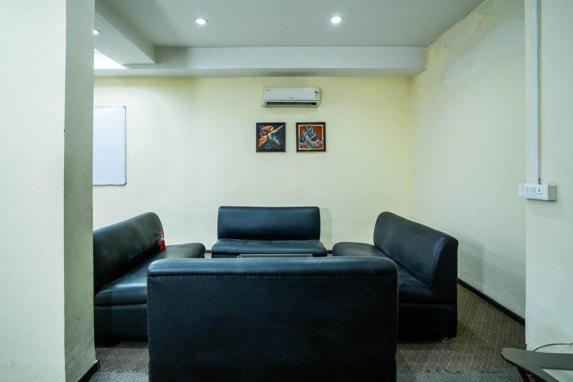 Enkay Residency V Block-Cyber City Gurgaon Extérieur photo