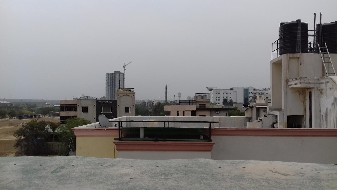 Enkay Residency V Block-Cyber City Gurgaon Extérieur photo